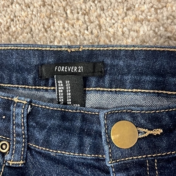 FOREVER21 Skinny Jeans - Picture 3 of 6